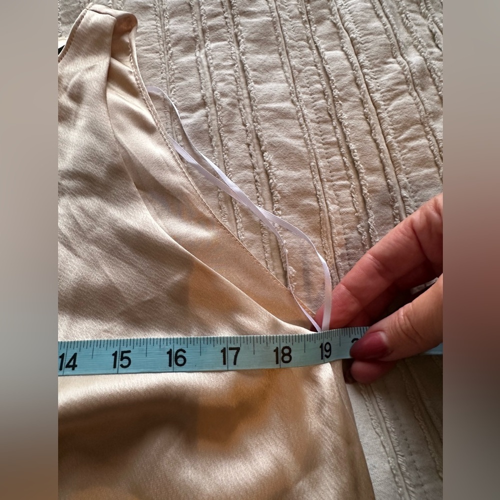 A.B.S. Allen Schwartz Champagne Pleated Rosette Cocktail Dress Size 8 - Picture 7 of 7
